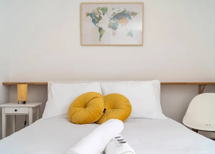 Riverbridge - Historic Center Canal District *