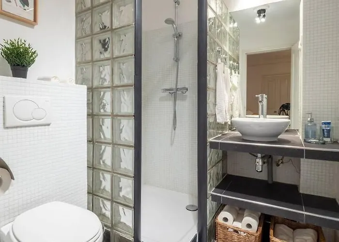 Pansiyon Riverbridge - Historic Center Canal District *