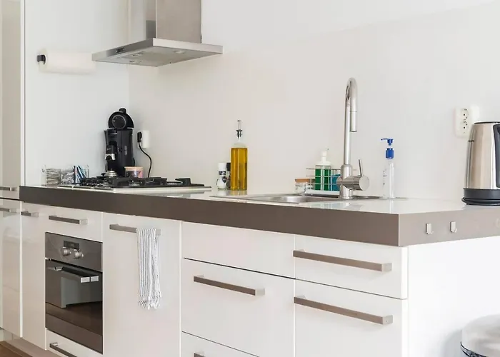 Pansiyon Riverbridge - Historic Center Canal District *