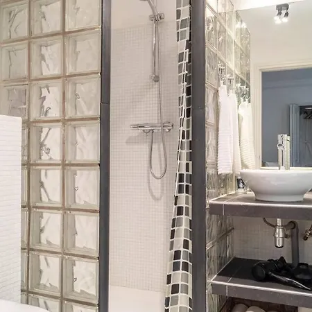 Homestay szállás Riverbridge - Historic Center Canal District Amszterdam