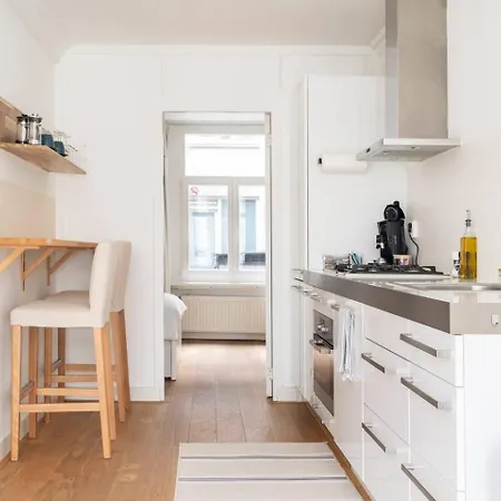 Riverbridge - Historic Center Canal District Homestay szállás Amszterdam